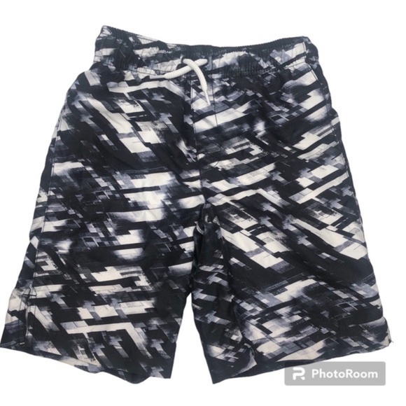 Children's Place Swim Trunks Board Shorts Bundle of 3 Boys Medium 7/8 - Picture 4 of 5